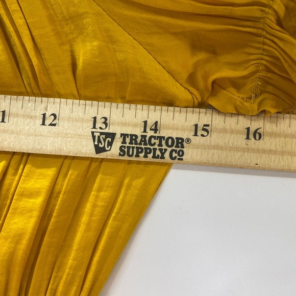 Gold puff sleeve smocked top Sz S boat neckline wide elastic waist, satin feel - Picture 8 of 11